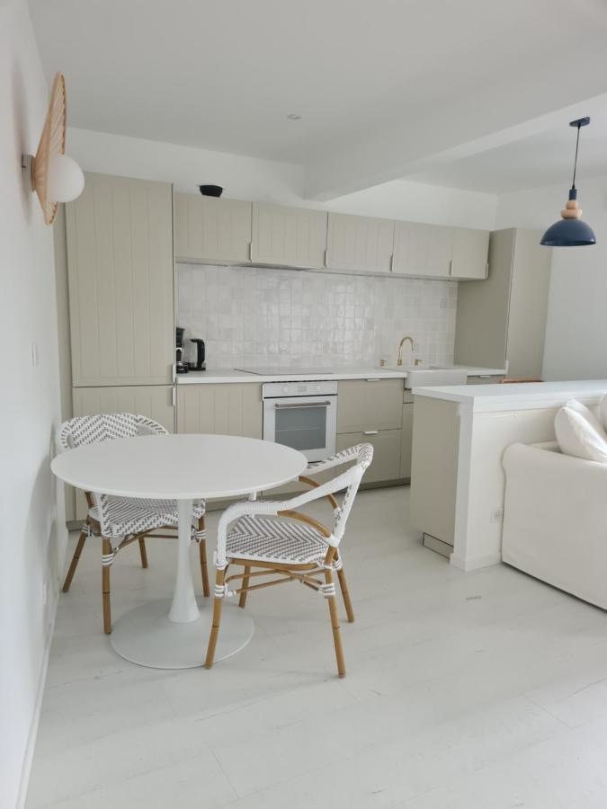 Victoire Saphir 203 Climatise Hotel De Ville 생디지에 외부 사진