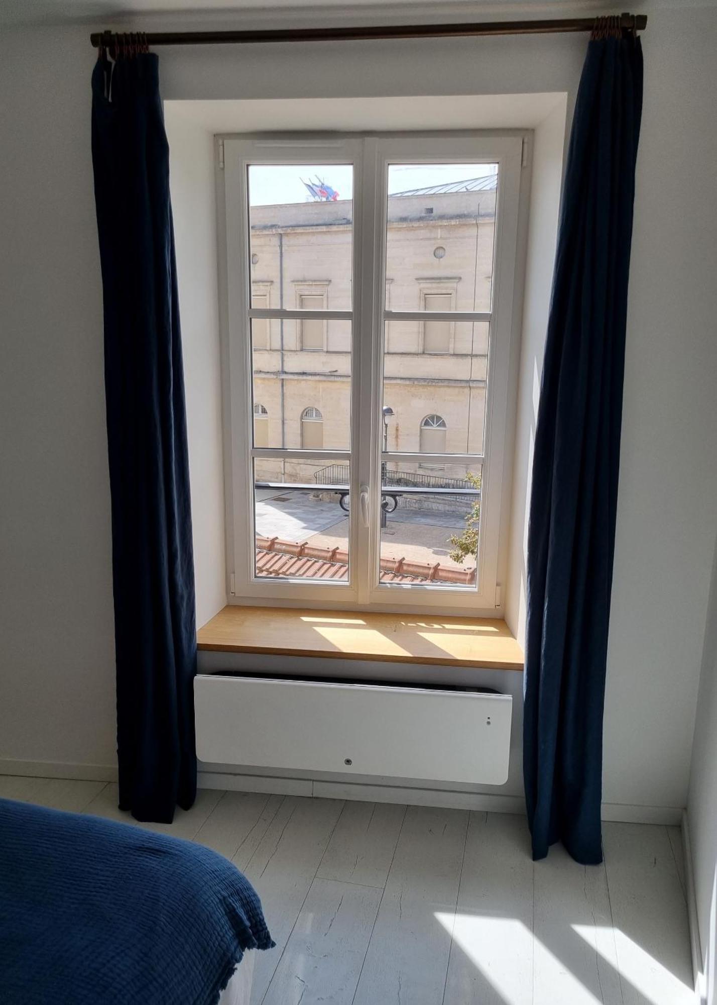 Victoire Saphir 203 Climatise Hotel De Ville 생디지에 외부 사진