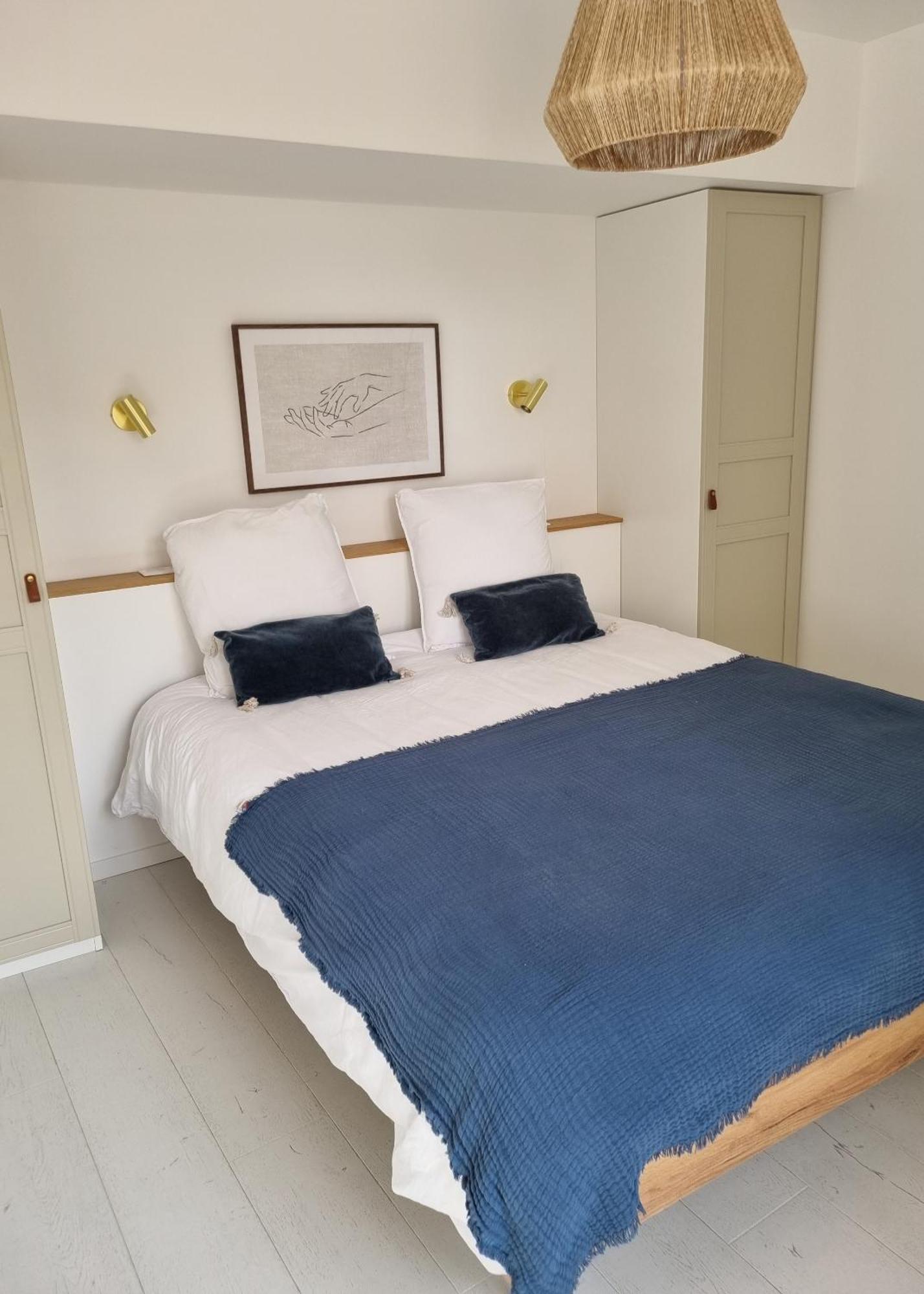 Victoire Saphir 203 Climatise Hotel De Ville 생디지에 외부 사진