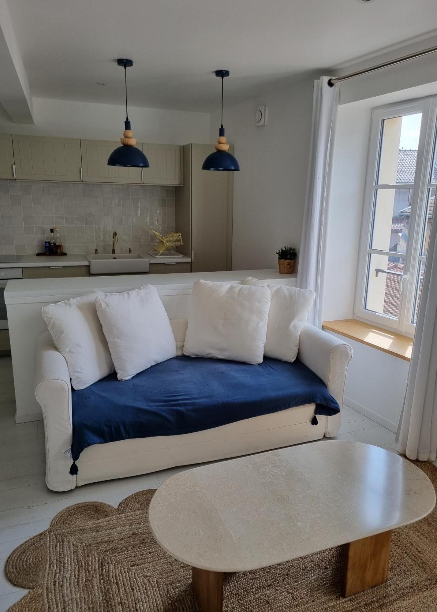 Victoire Saphir 203 Climatise Hotel De Ville 생디지에 외부 사진